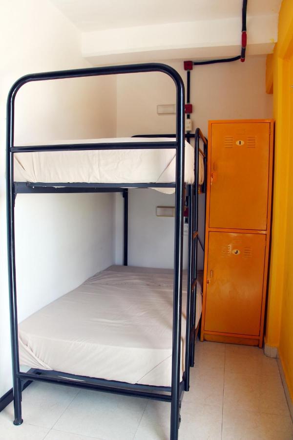 Hotel & Hostal Casa De Luz Канкун Экстерьер фото